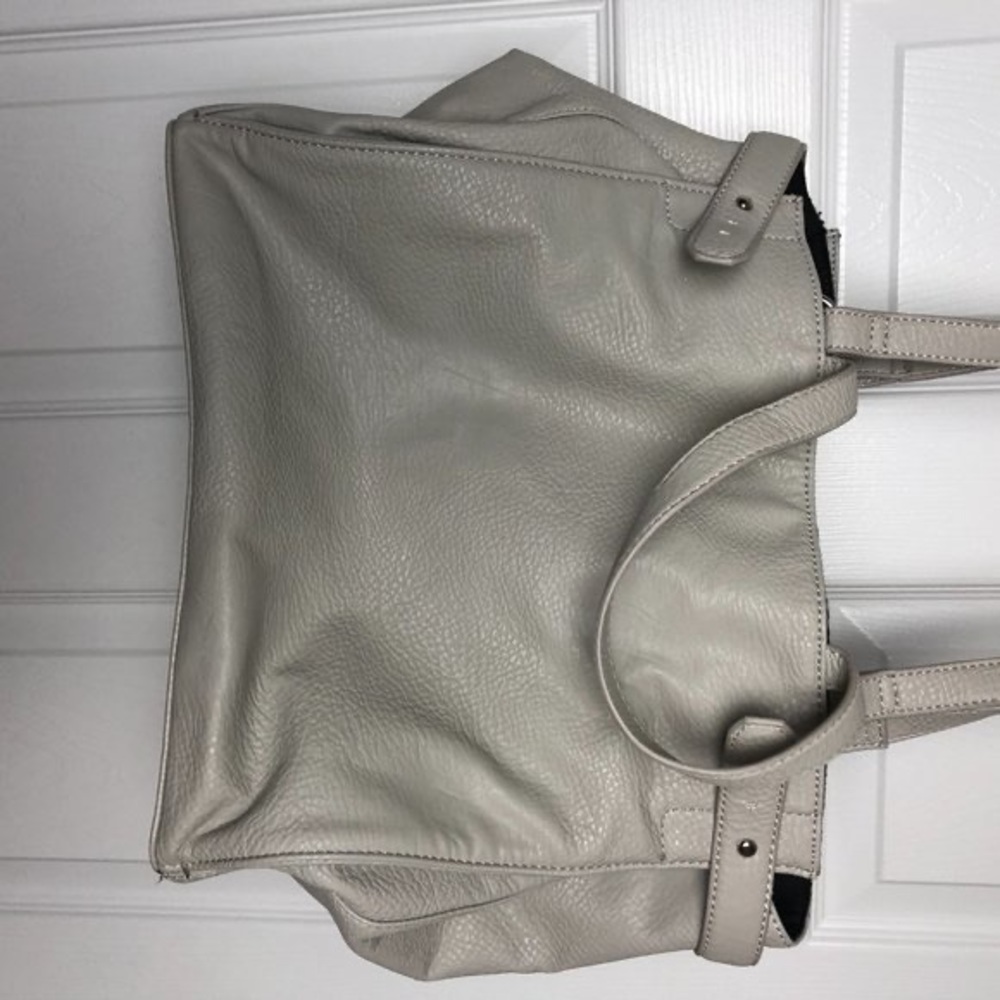 Bcbgeneration White Gray Medium Shoulder Bag Vint… - image 6